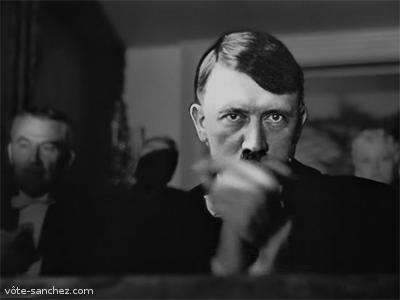 Hitler aplaudindo