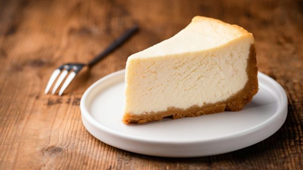 Veja o passo a passo para preparar um cheesecake vegano delicioso
