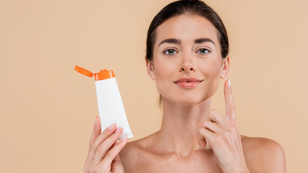 Use filtro solar na sua pele para mantê-la saudável