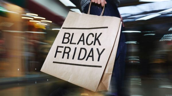 Saiba quais cuidados tomar antes de realizar suas compras na Black Friday