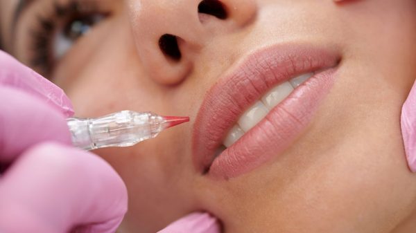 Micropigmentação labial: profissional explica detalhes sobre a técnica