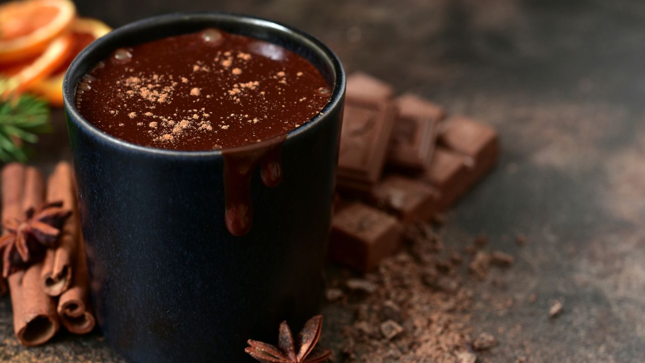 Entenda como fazer um bom chocolate quente