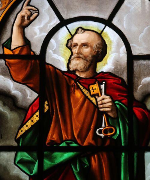 São Pedro é considerado o primeiro Papa da Igreja Católica