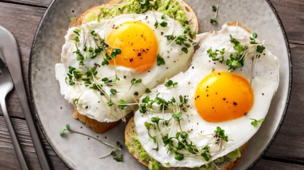 Veja diferentes formas de comer ovo no café da manhã